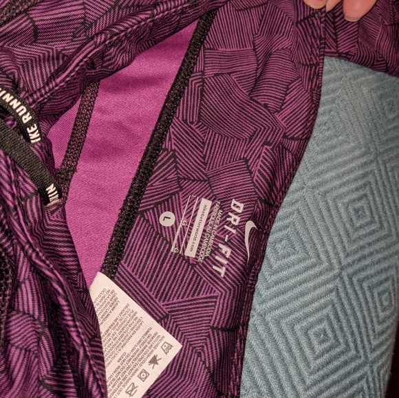 Nike Dry Dit Capri Running Tights - Picture 3 of 3